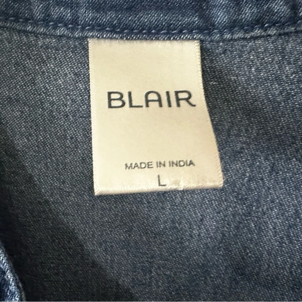 Blair |  100% Cotton Denim Embroidered Long Sleeve Button Down Shirt Size Large - Picture 5 of 7
